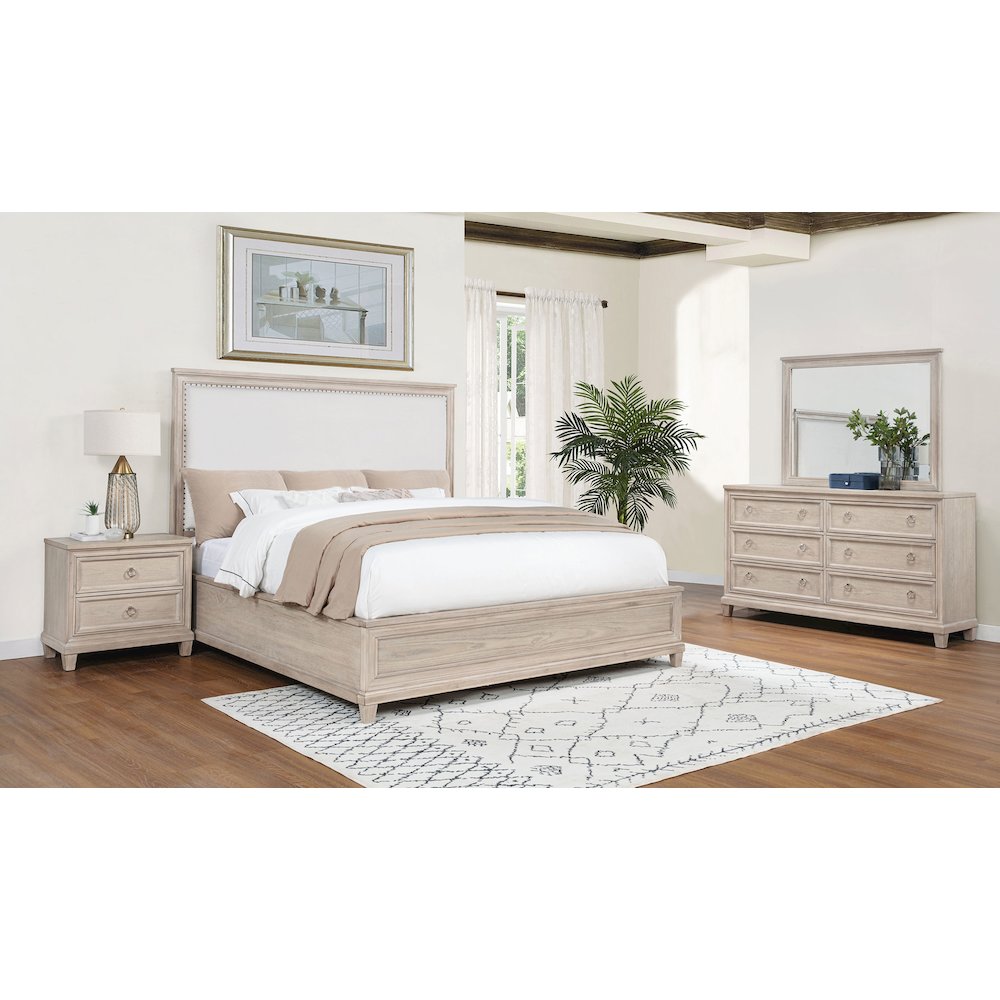Pembroke 4-piece California King Bedroom Set Washed Oak