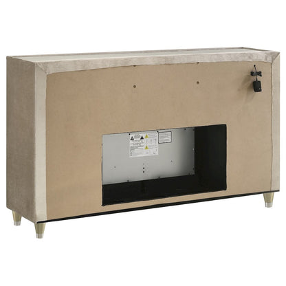 Lorient 4-piece Eastern King Bedroom Set Ivory and Camel