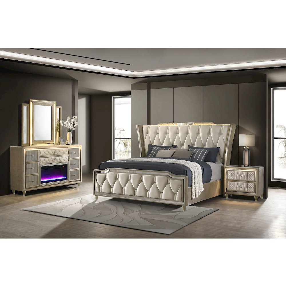 Lorient 4-piece California King Bedroom Set Ivory and Camel