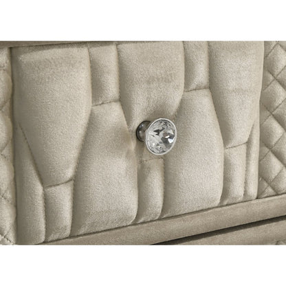 Lorient 4-piece California King Bedroom Set Ivory and Camel