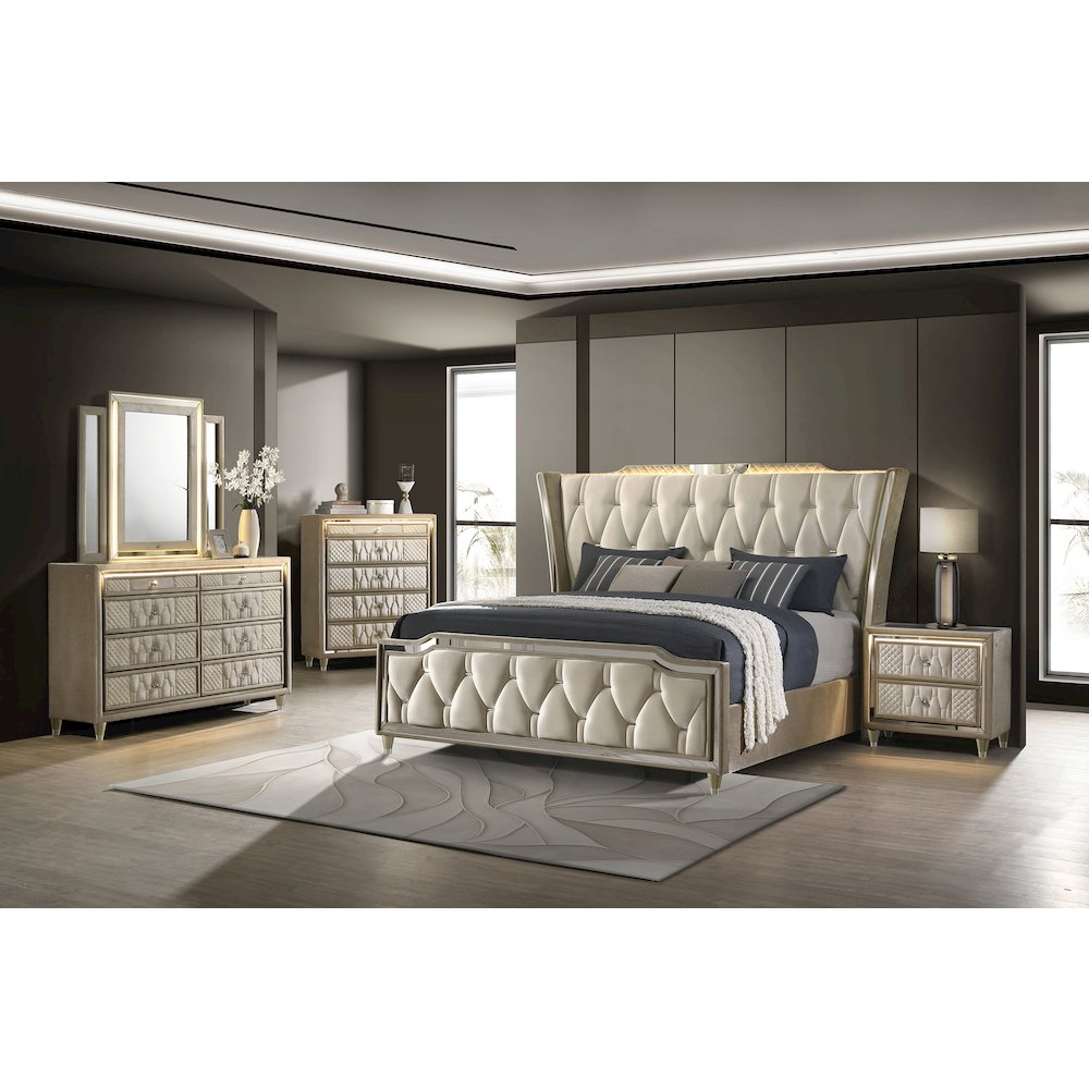 Lorient 5-piece California King Bedroom Set Ivory and Camel