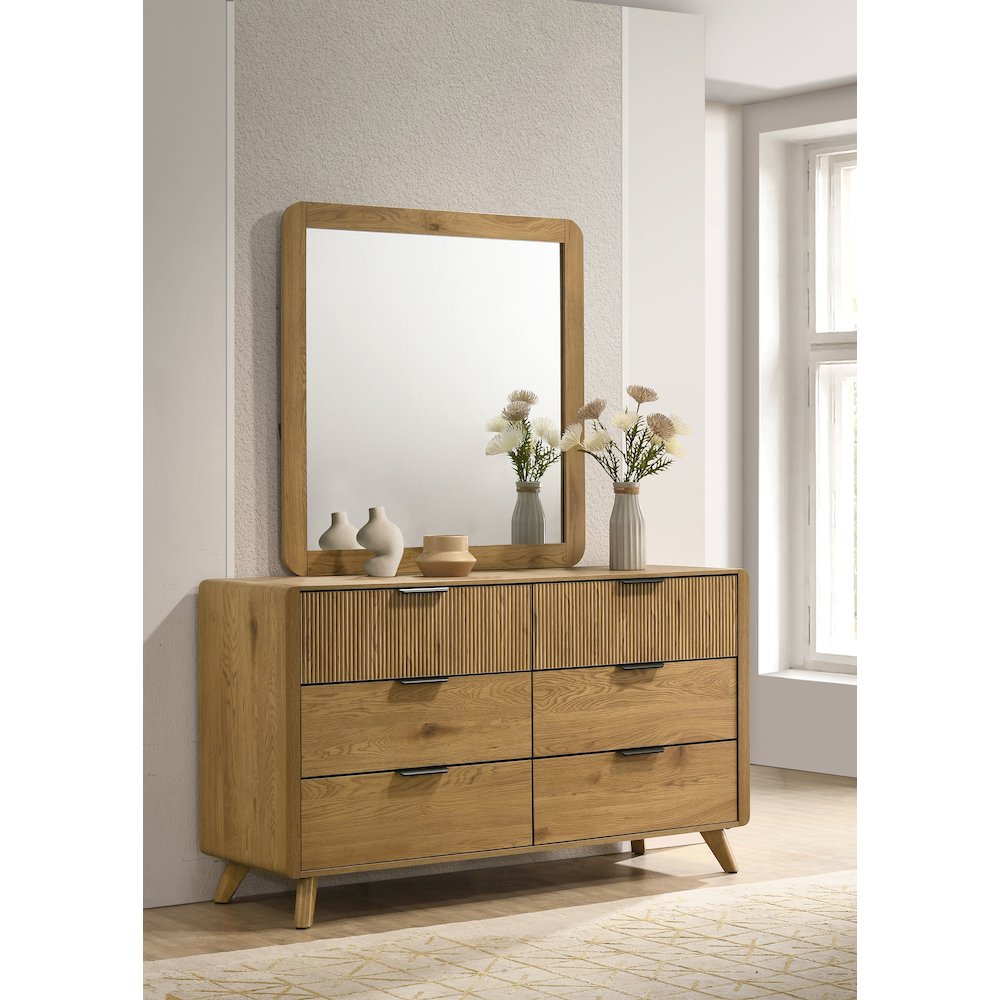 Bennett 6-drawer Bedroom Dresser and Mirror Set Light Oak
