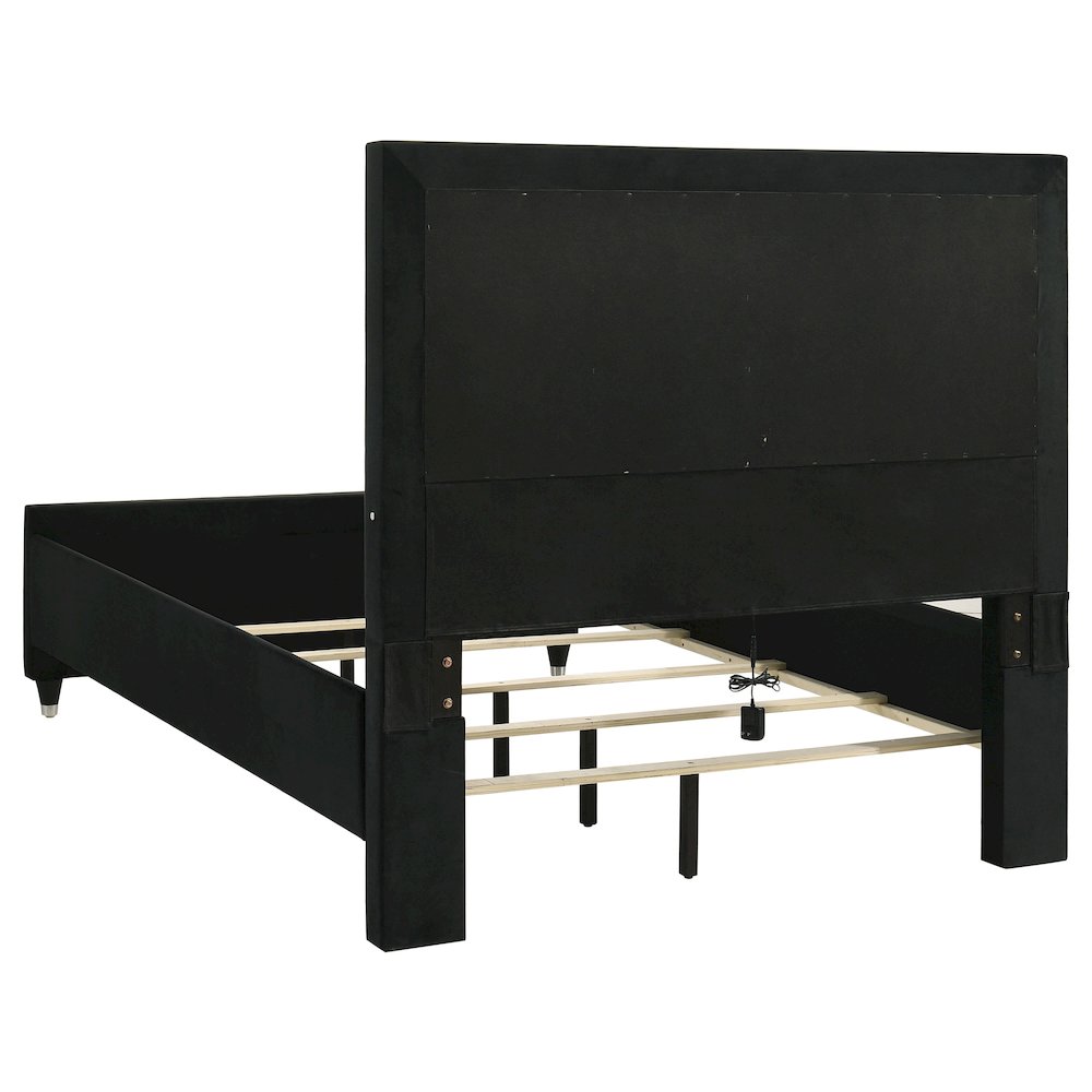 Ravenne 4-piece Velvet Upholstered Queen LED Bedroom Set Black