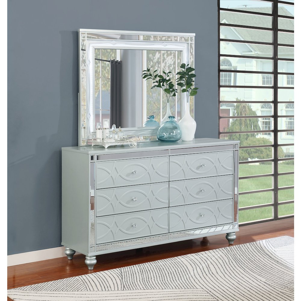 Gunnison 6-drawer Dresser with Mirror Silver Metallic