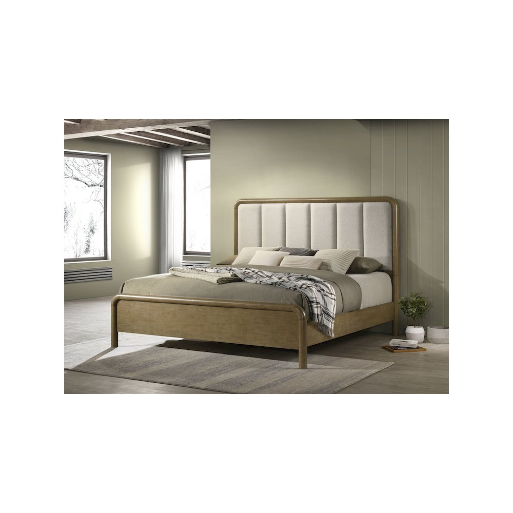 Amsbury 59-inch Upholstered California King Bed Nutmeg