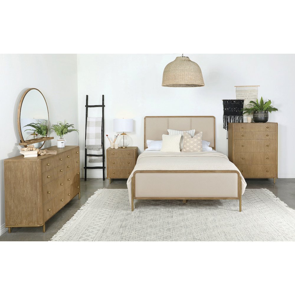 Arini 5-piece Eastern King Bedroom Set Cream and Sand Wash