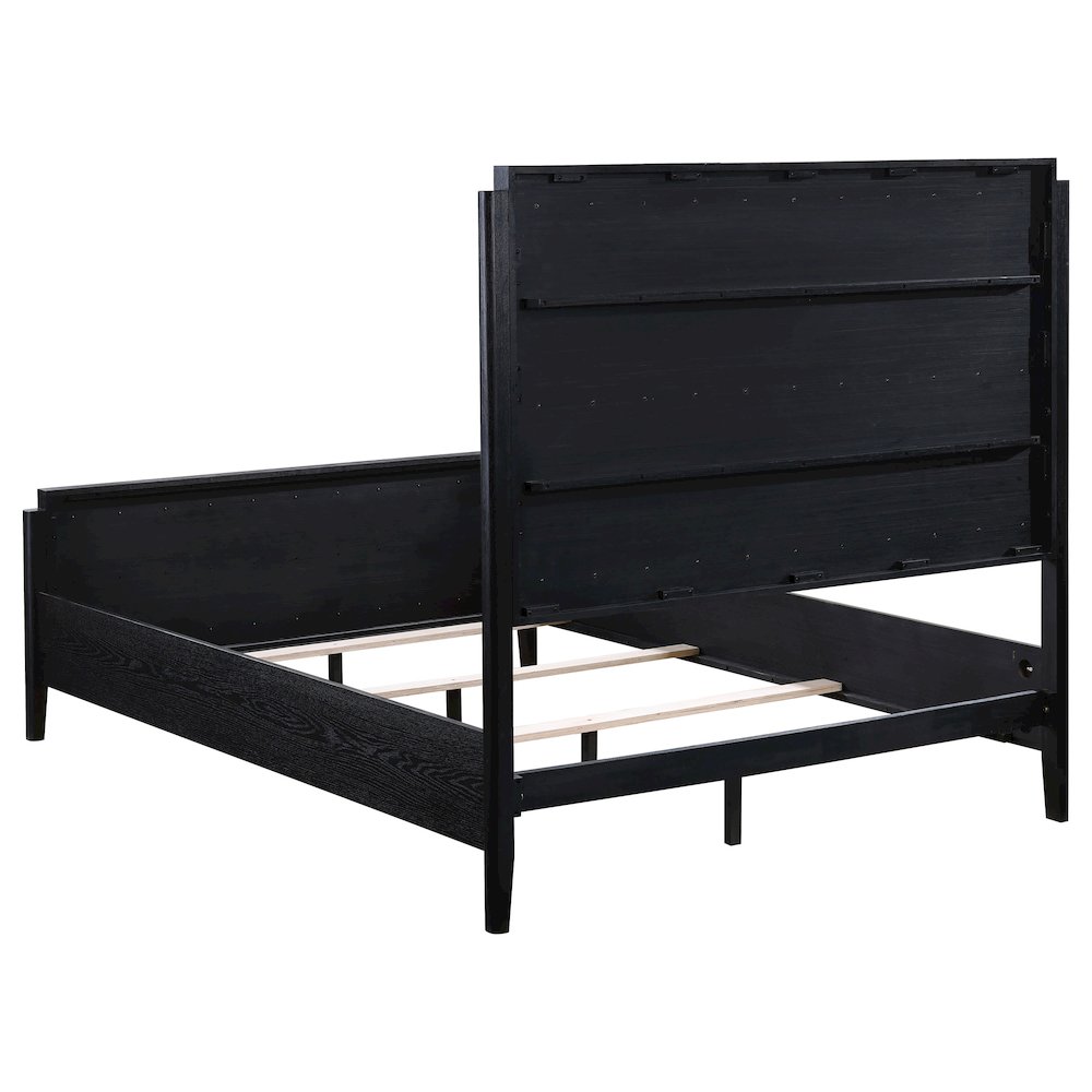 Brookmead 4-piece Upholstered Cal King Bedroom Set Black