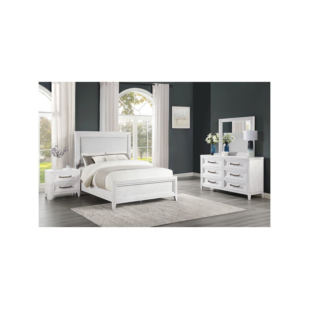 Marielle 4-piece Queen Bedroom Set Distressed White