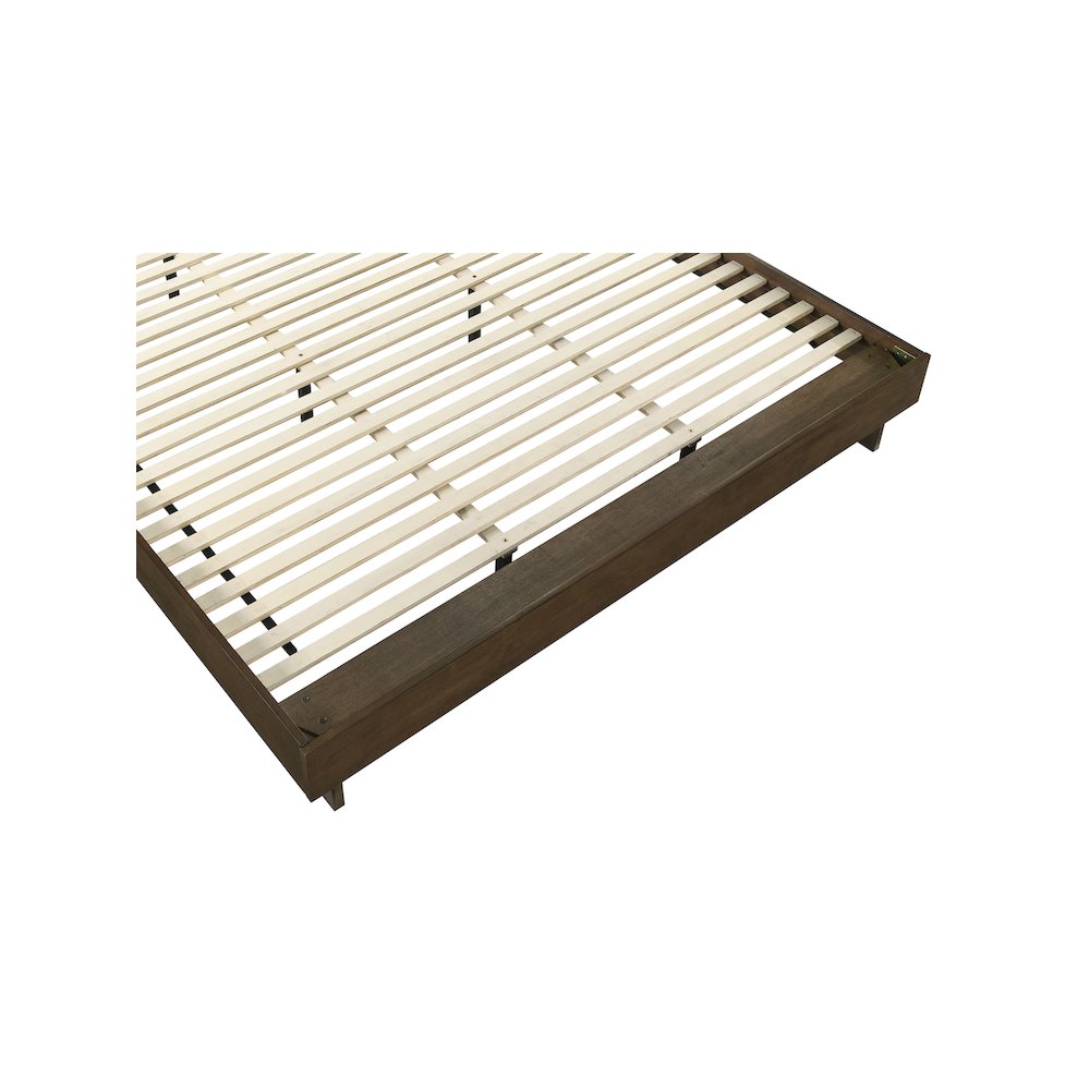 Glenwood 48-inch Eastern King Platform Panel Bed Warm Brown