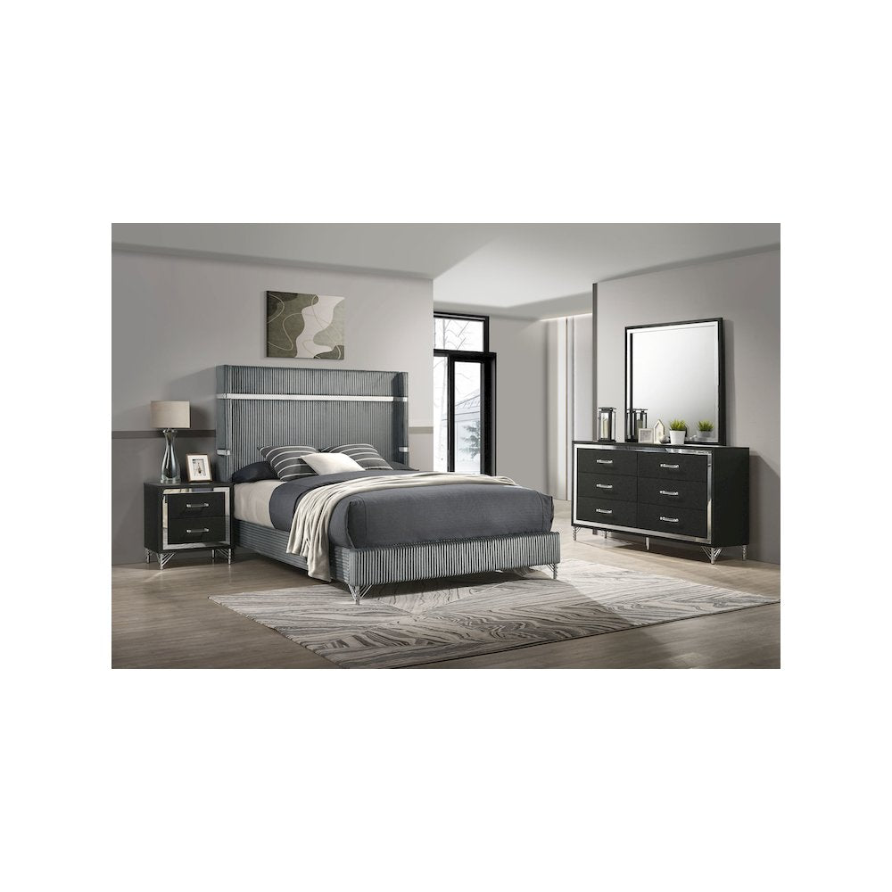 Lucia 4-piece Queen Bedroom Set Grey and Black