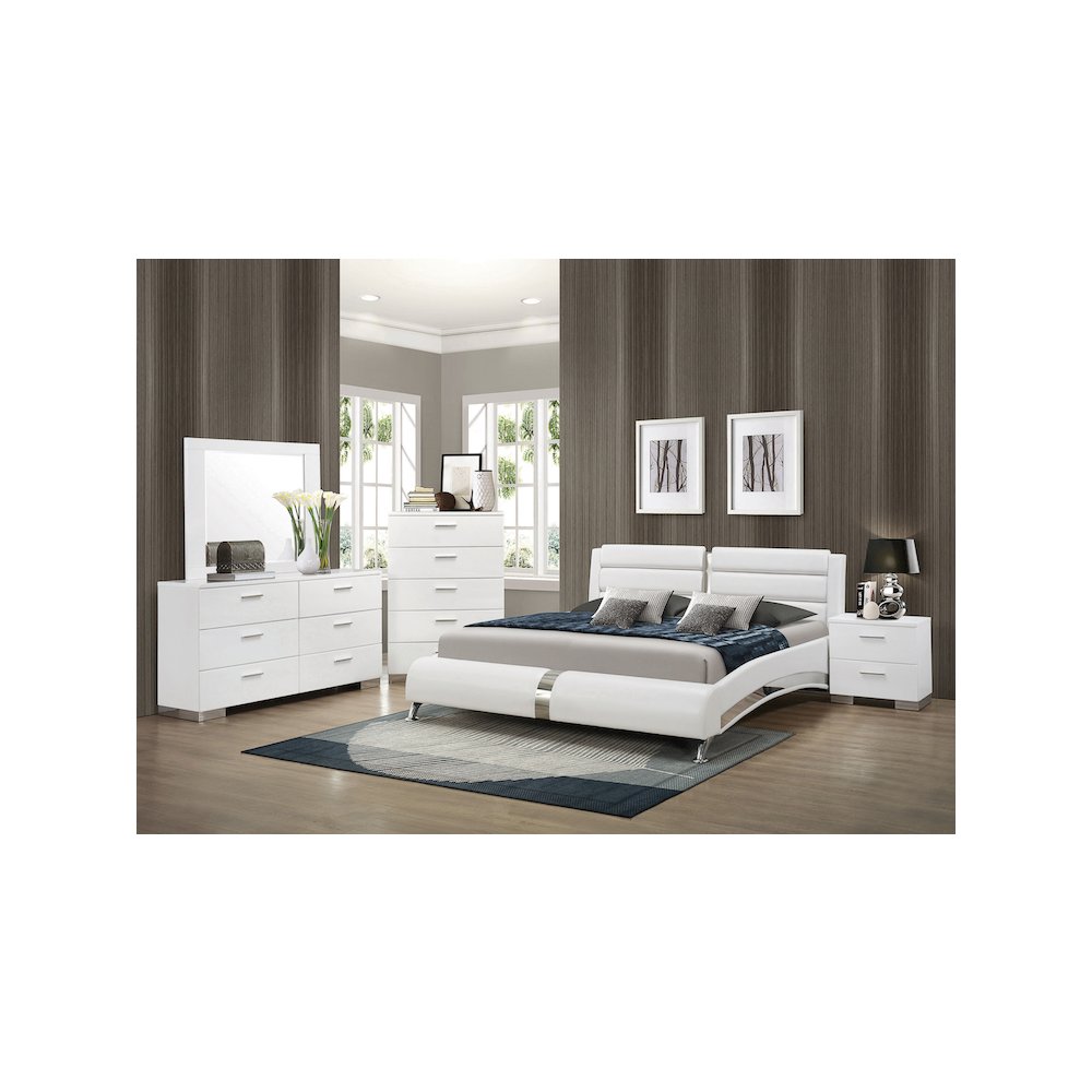 Jeremaine Upholstered California King Sleigh Bed White