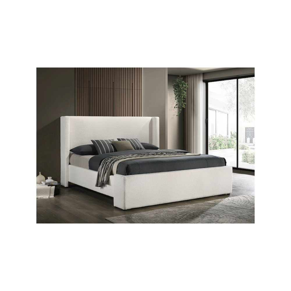 Alamosa Boucle Upholstered Eastern King Platform Bed White