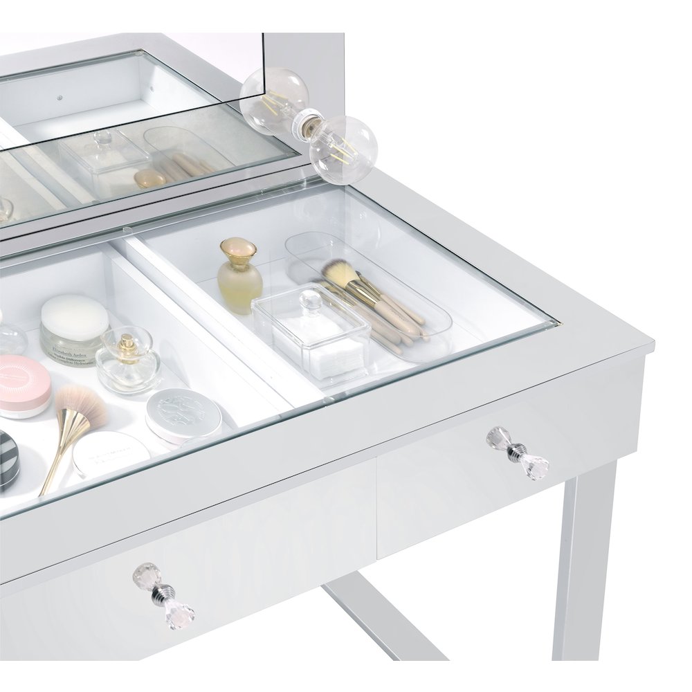 Umbridge 3-drawer Vanity Set with Lighting Chrome and White