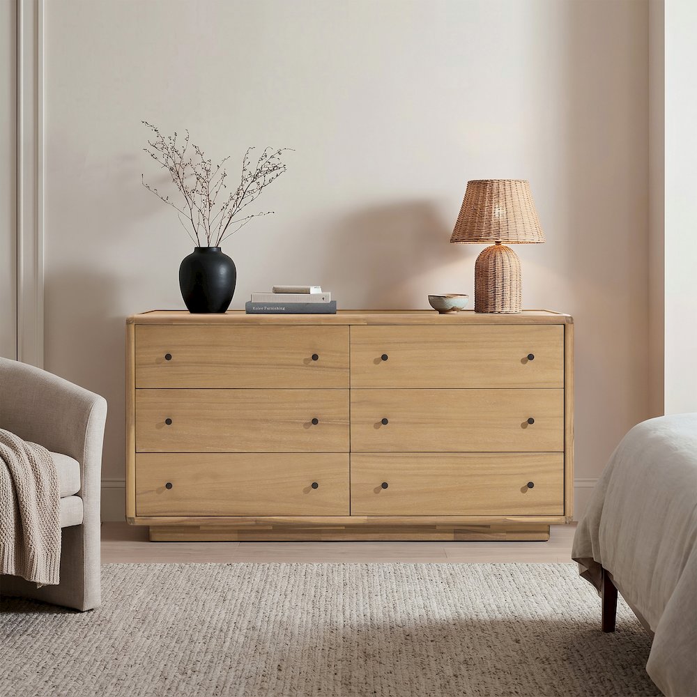 Rosette 6-Drawer Dresser - Light Natural
