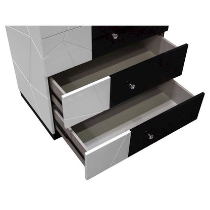 Best Master 5-Drawer Poplar Wood Bedroom Chest in White/Black