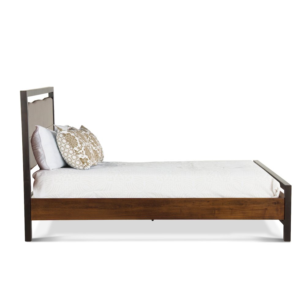 Glenwood Queen Bed in Acacia with Walnut Finish