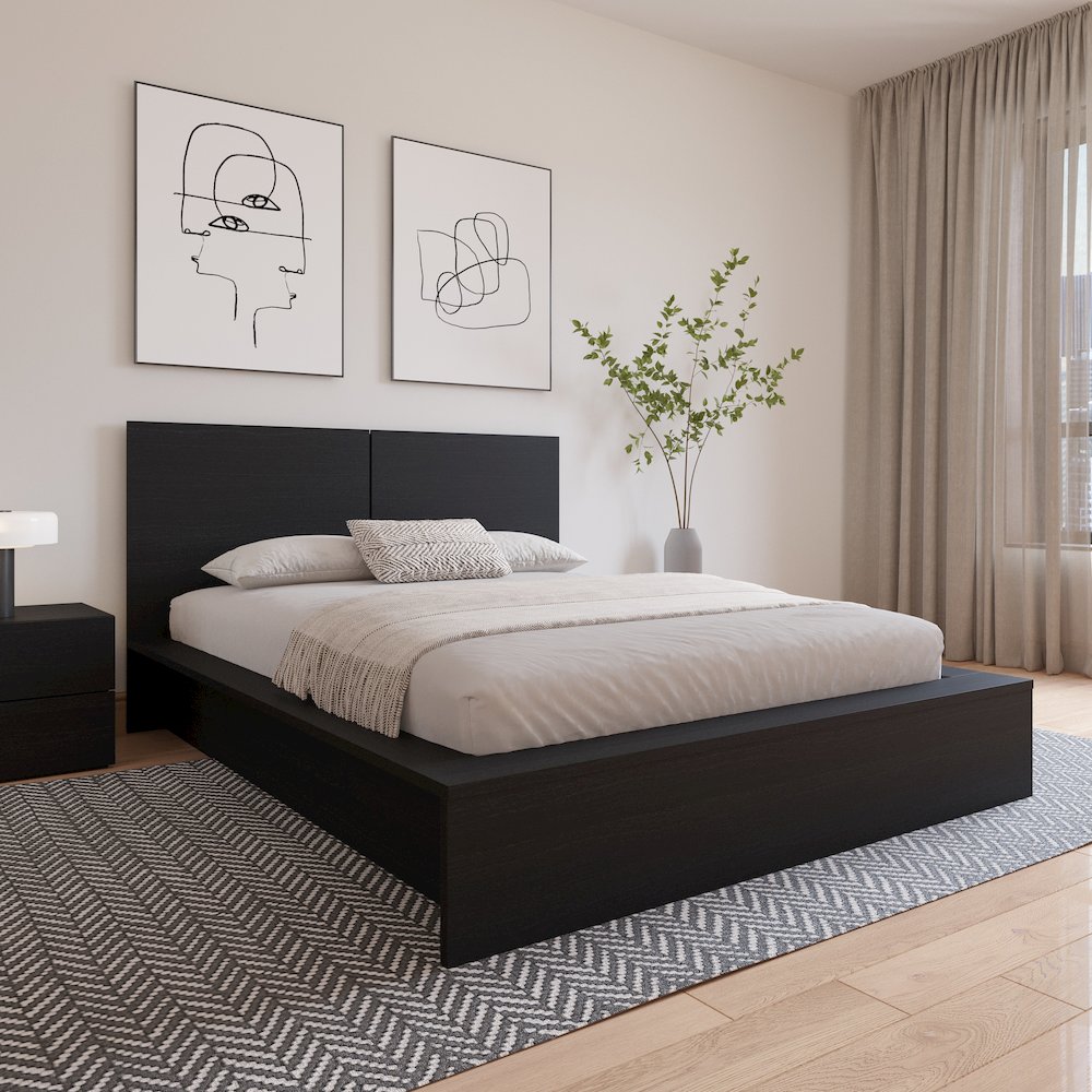 James Headboard In Black Karsima