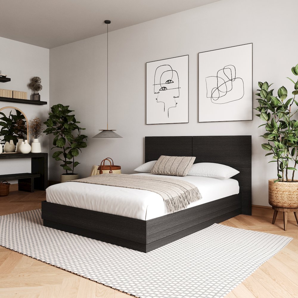 Milano Platform Bed Set In Black Karisma