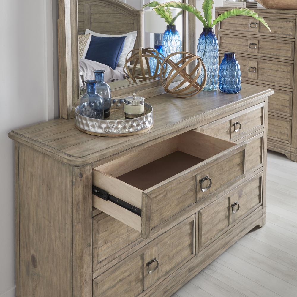Meadowbrook Dresser and Mirror - Antique Sand