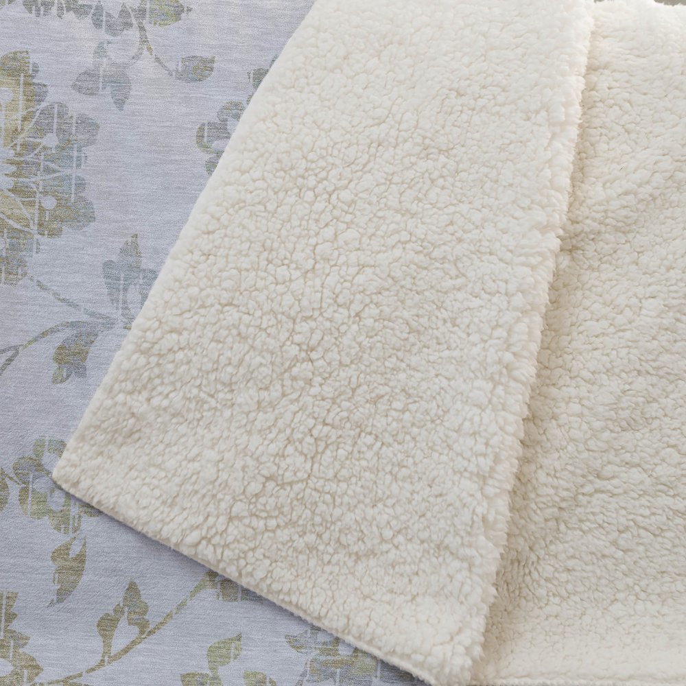 Premium Machine Washable ASB856 Silver 50" x 70" Sherpa Throw Blanket