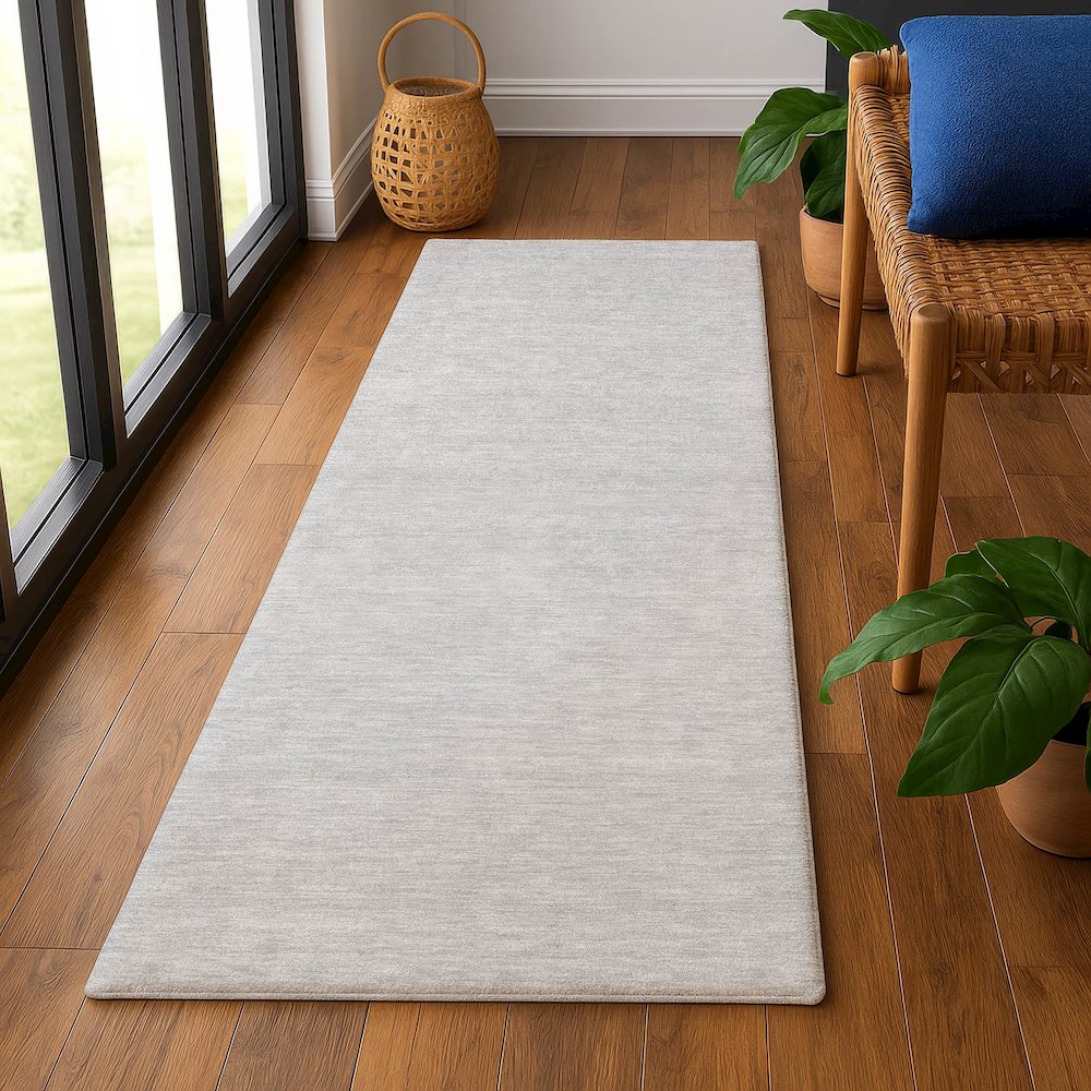 Luxury Washable Soft Essentials SE6 Gray 2'3" x 7'6" Runner Rug