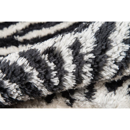 Contemporary Rectangle Area Rug, Black, 7'6" X 9'6"