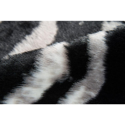 Modern Rectangle Area Rug, Black, 5'3" X 7'10"