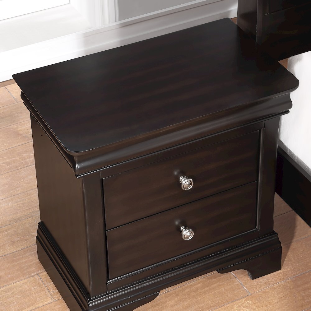 Dominique Queen 4PC