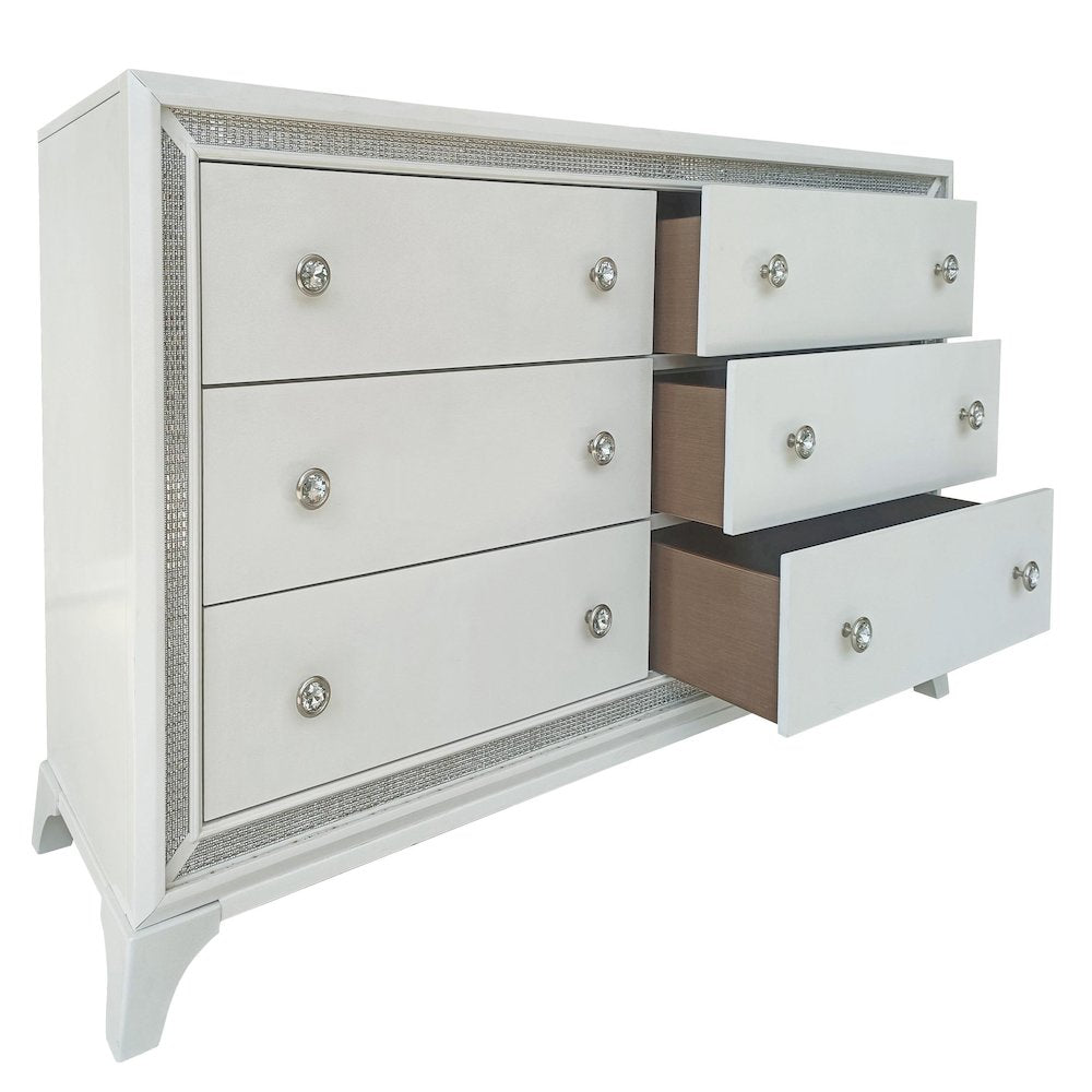 Cassie Dresser