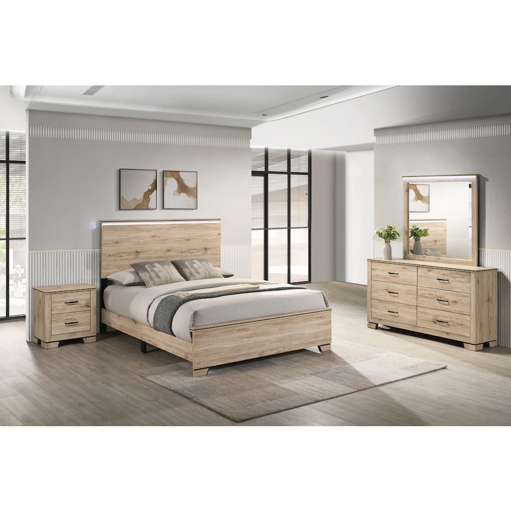 4pc Queen Panel Bedroom Set Light Oak  (Bed, Dresser, Mirror,  Nightstand)