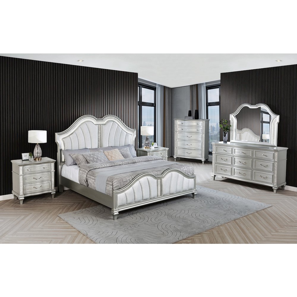 6 Piece Silver Eastern King Panel Bedroom Set (Ekb+Dresser+Mirror+2Ns+Chest)