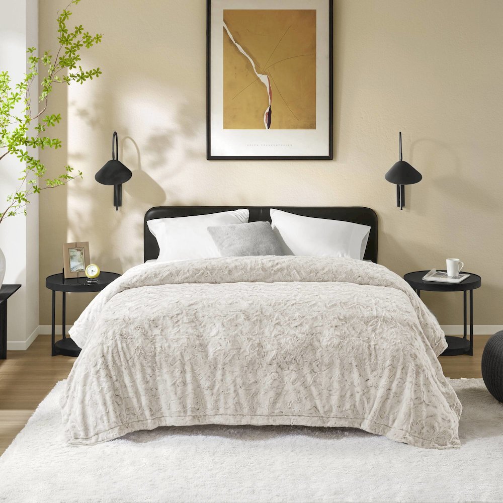 Zuri Faux Fur Blanket, Grey color