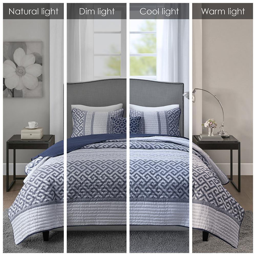 4 Piece Jacquard Quilt Set with Throw Pillow