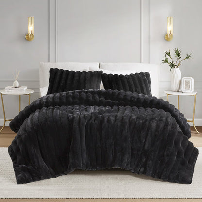 Jasmine 3 Piece Faux Fur Comforter Set in Black Color