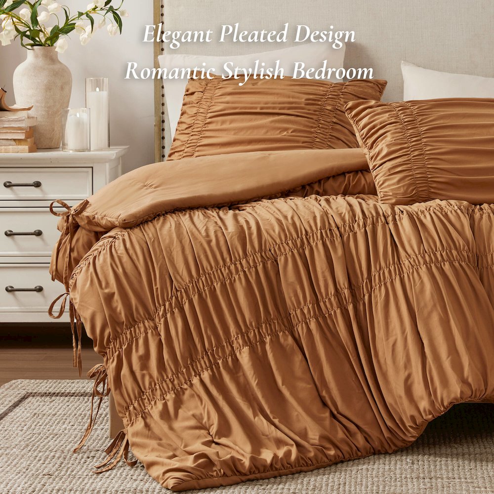 Mia Comforter Set, Brown color