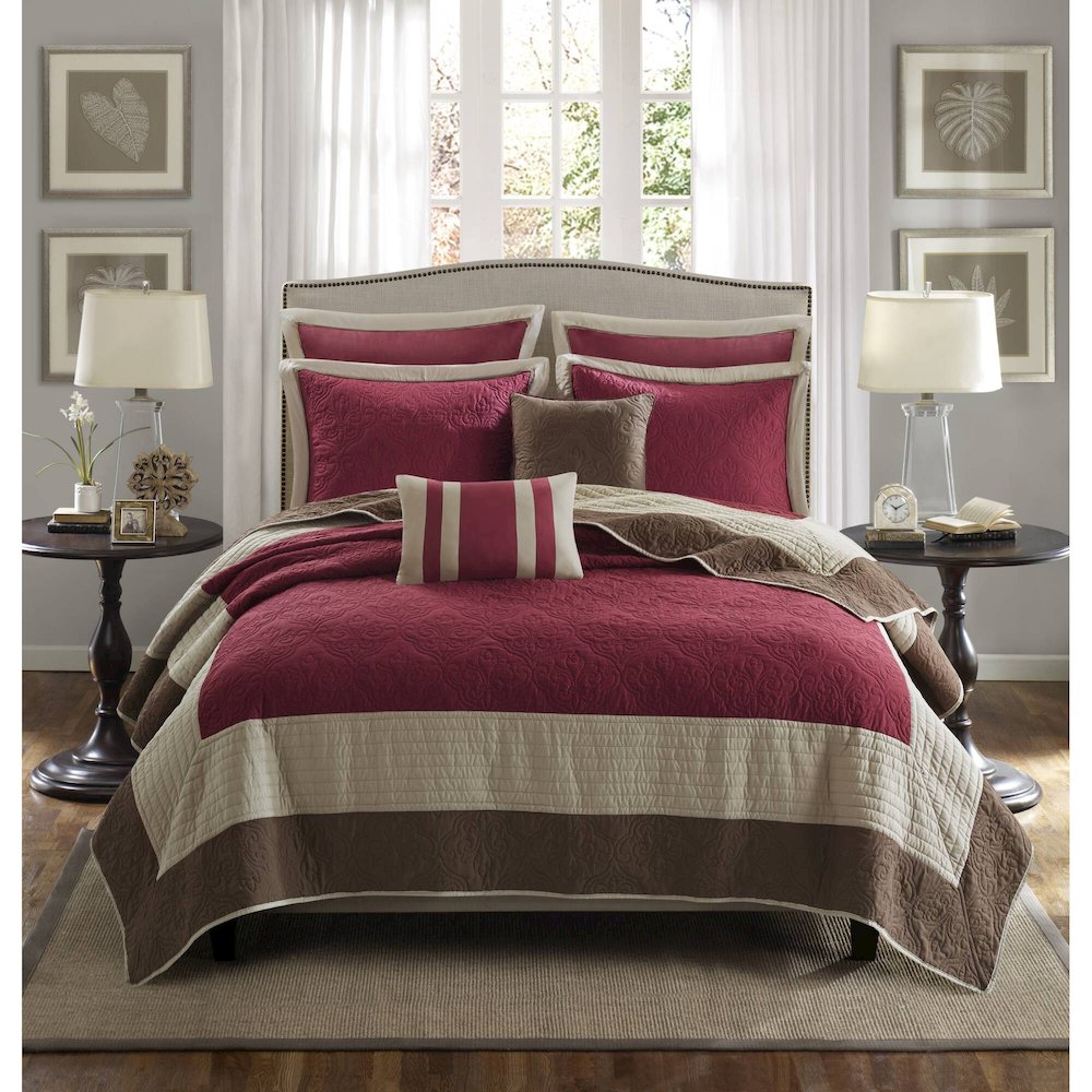 7 Piece Quilt Set with Euro Shams and Throw Pillows