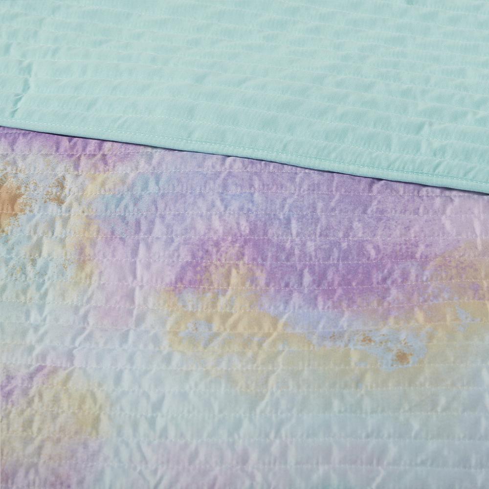 Watercolor Tie Dye Printed Quilt Set with Throw Pillow