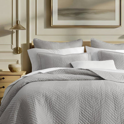 Liam Hotel 3 Piece Cotton Quilt Set