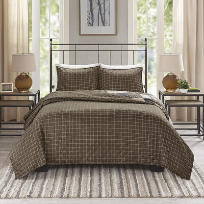 Timber 3 Piece Reversible Printed Quilt Set, Black/Brown color