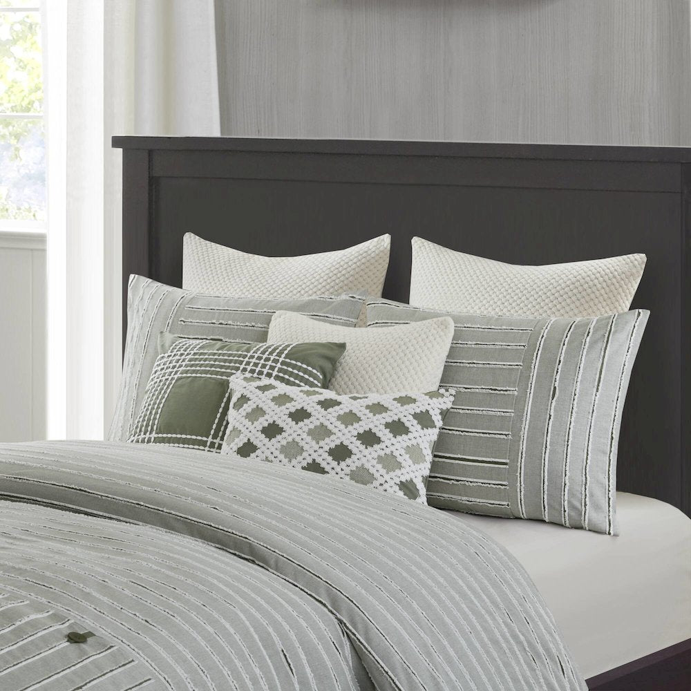 Oversized Cotton Clipped Comforter Set with Euro Shams and Throw Pillows