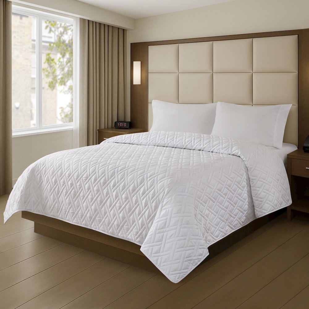 Plain Weave Premium Coverlet