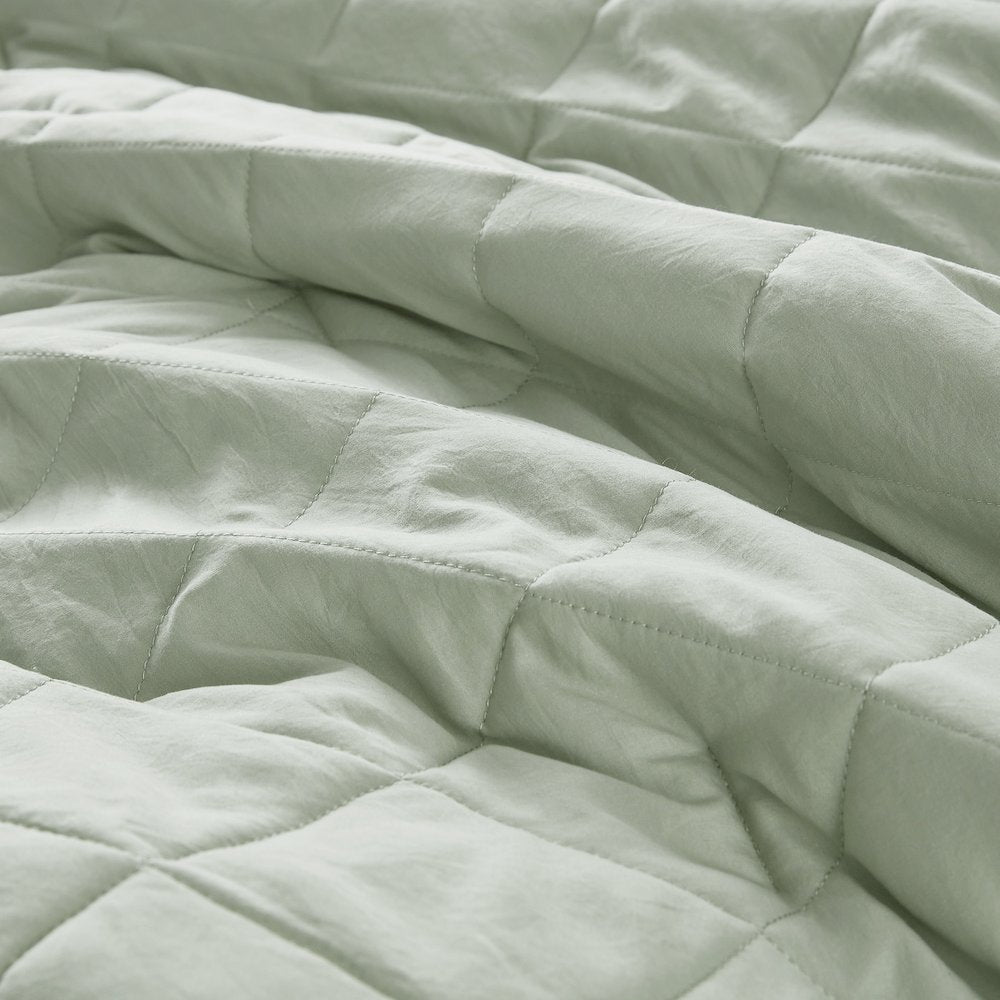 Diamond Quilted Ruffle Edge Comforter Set