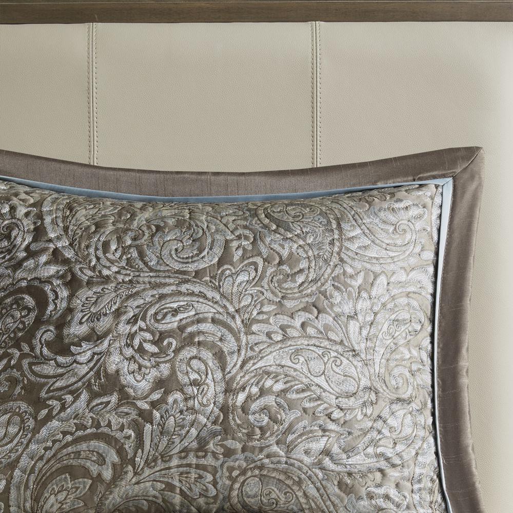 5 Piece Jacquard Bedspread Set with Throw Pillows