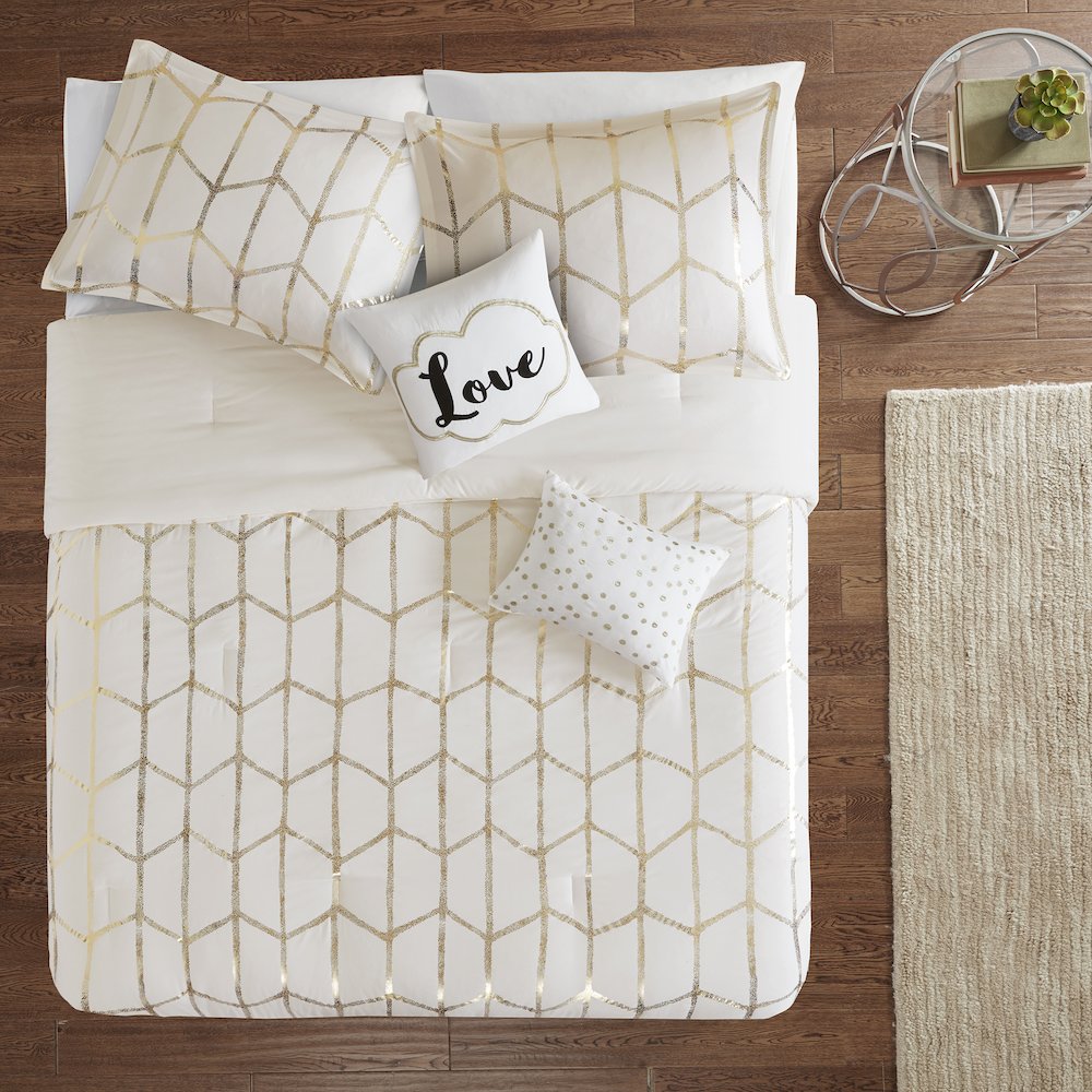 Raina 100% Polyester Brushed Microfiber Printed Comforter Set