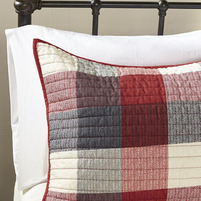 6 Piece Printed Herringbone Quilt Set with Throw Pillows