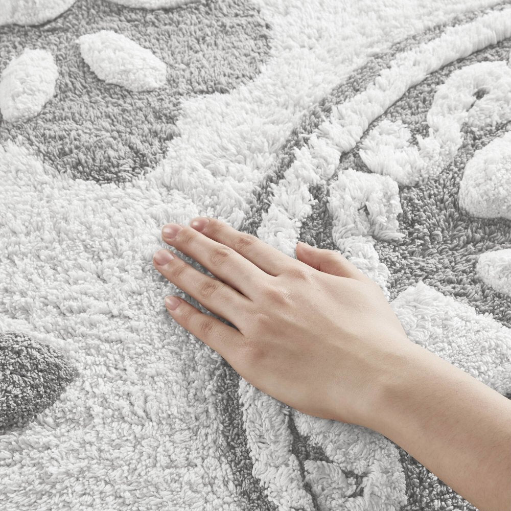 Casablanca Medallion Cotton Tufted Bath Rug