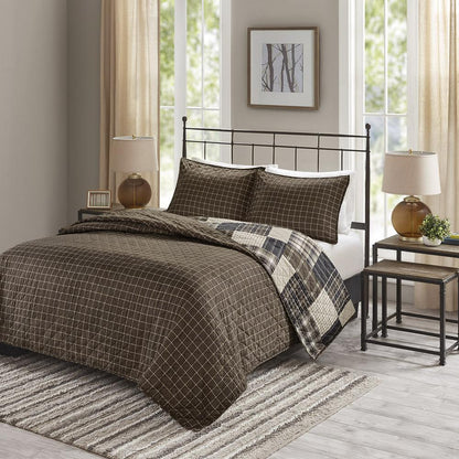 Timber 3 Piece Reversible Printed Quilt Set, Black/Brown color