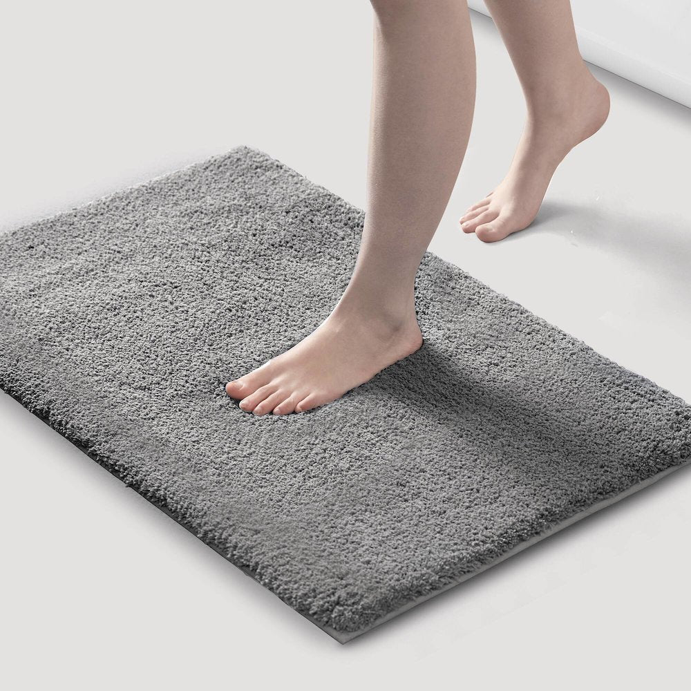 Marshmallow Bath Rug, Grey color