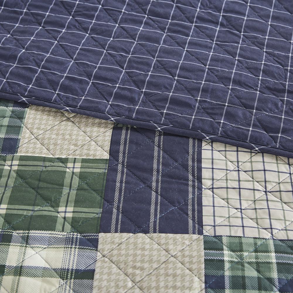 Timber 3 Piece Reversible Printed Quilt Set, Green / Navy color