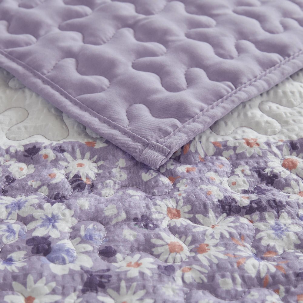 Caralie 4 Piece Seersucker Quilt Set with Throw, Purple color